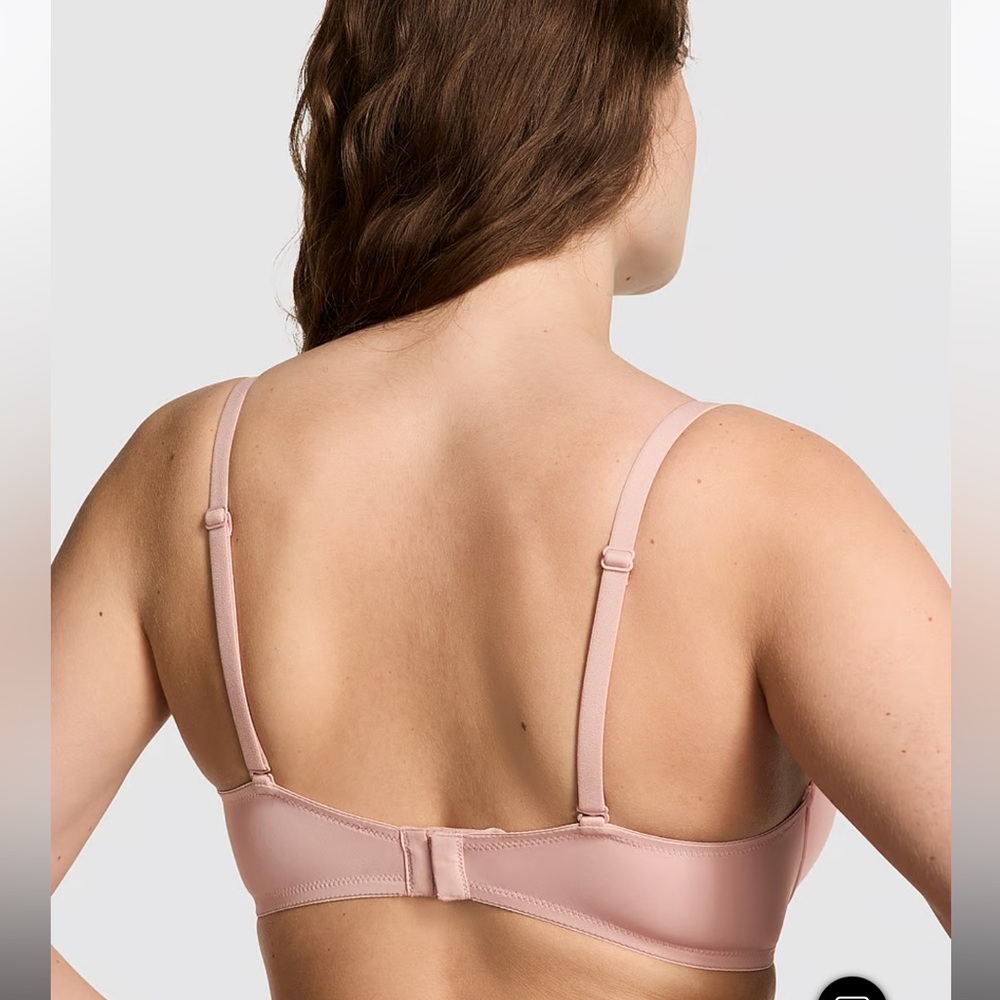 PINK Victoria’s Secret Wear Everywhere Super Push-Up Bra